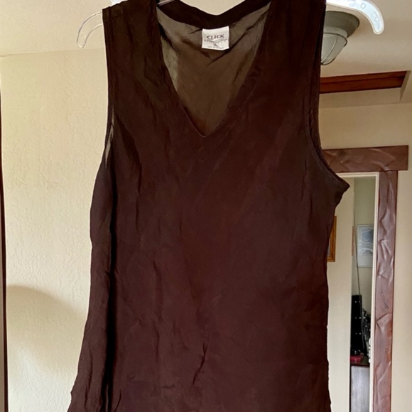 🍂Semi-Sheer Rayon Top🍂 - Picture 3 of 4